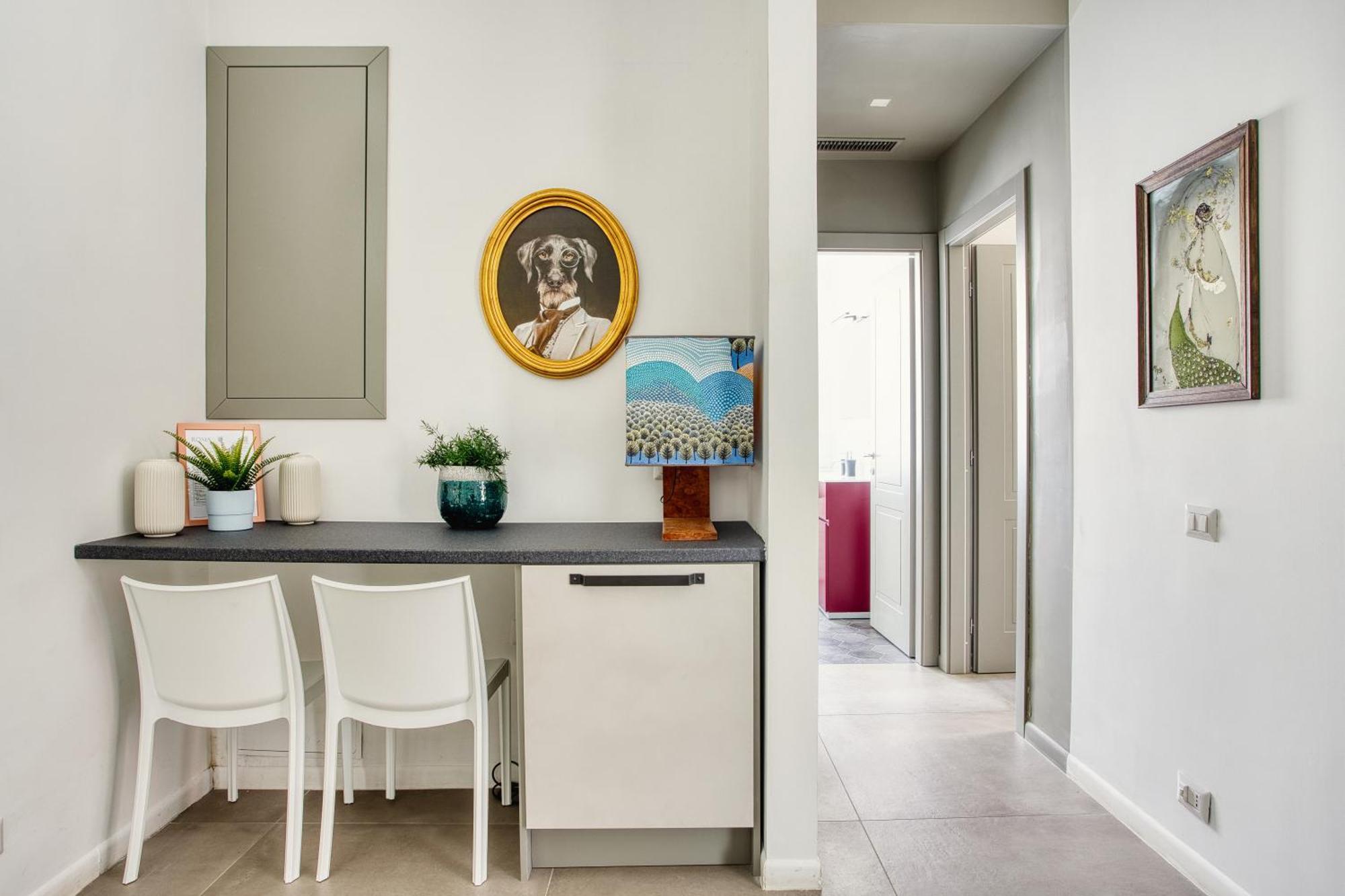 Clausim Domus: New Brightful Flat Next To The Vatican Lejlighed *